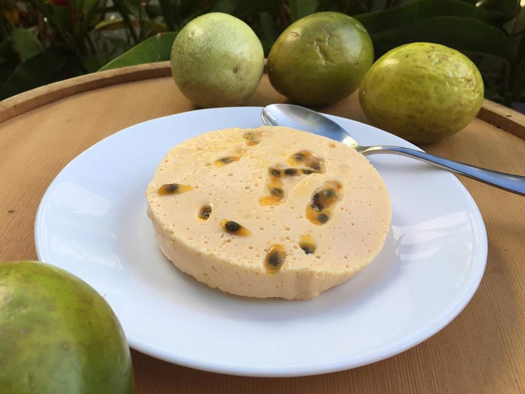 Mousse de Parcha 8 Oz.